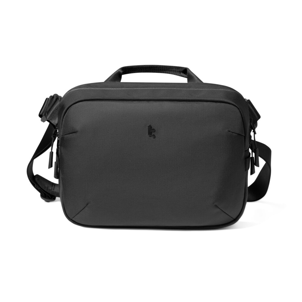 TÚI XÁCH/ĐEO CHÉO TOMTOC (USA) URBANEX-B11 SHOULDER BAG FOR IPAD 